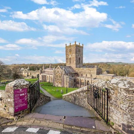 Вілла Bwthyn Clyd - St Davids Екстер'єр фото